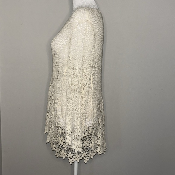 NWT Vila Milano Stunning Crochet Top Size L/XL - Picture 4 of 8